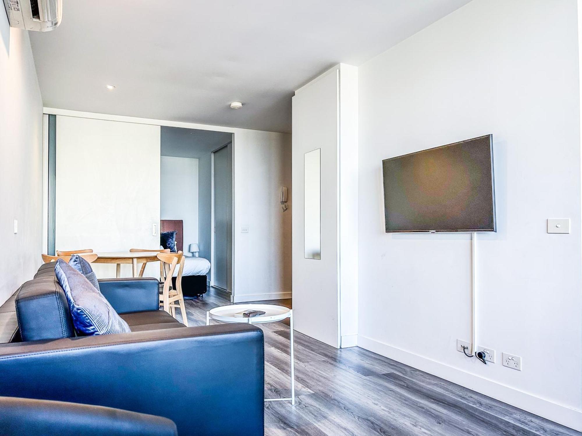 2 Bedroom Apartment With Stunning Views in Melbourne CBD - Aura on Flinders Exterior foto