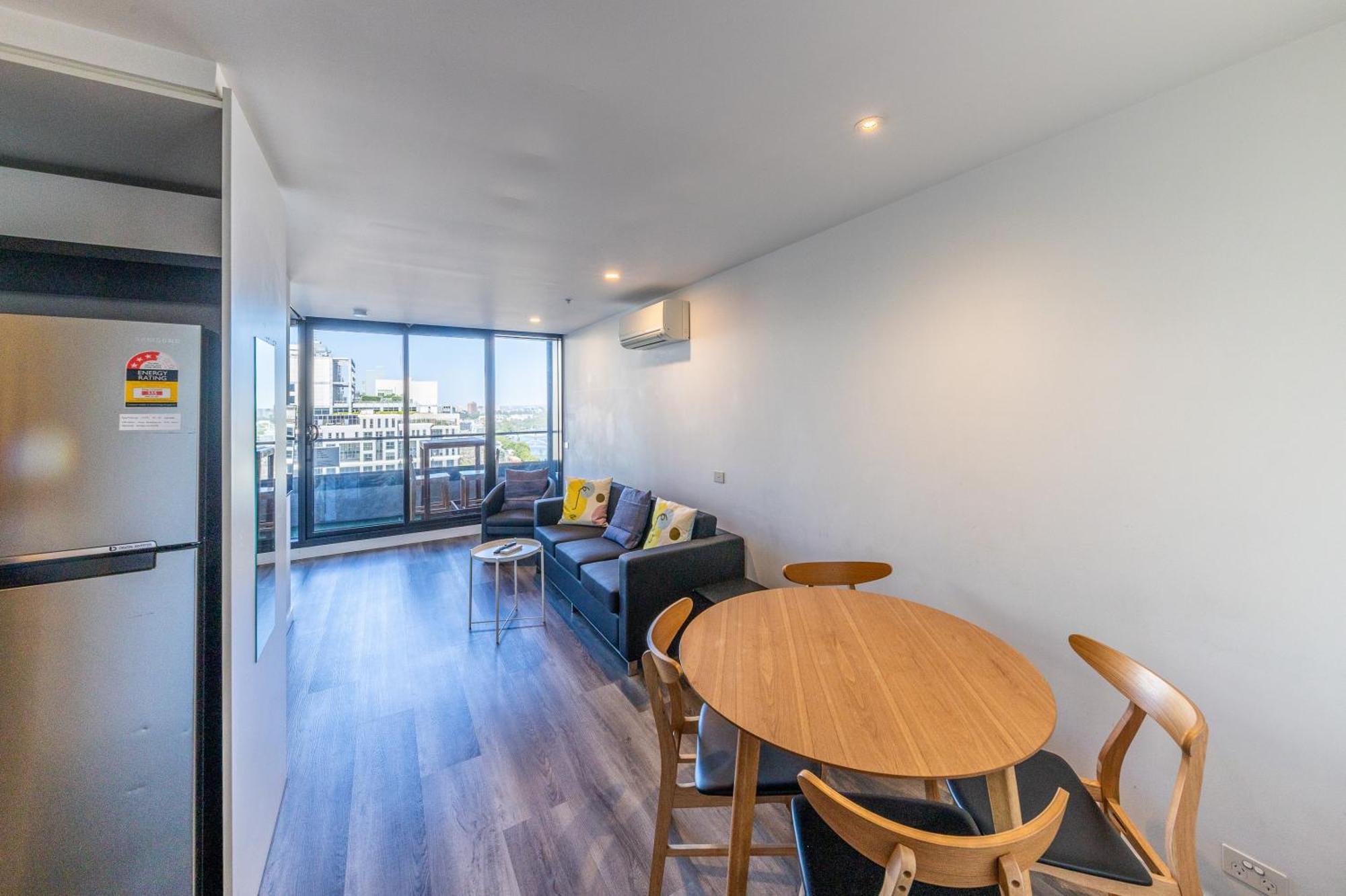 2 Bedroom Apartment With Stunning Views in Melbourne CBD - Aura on Flinders Exterior foto
